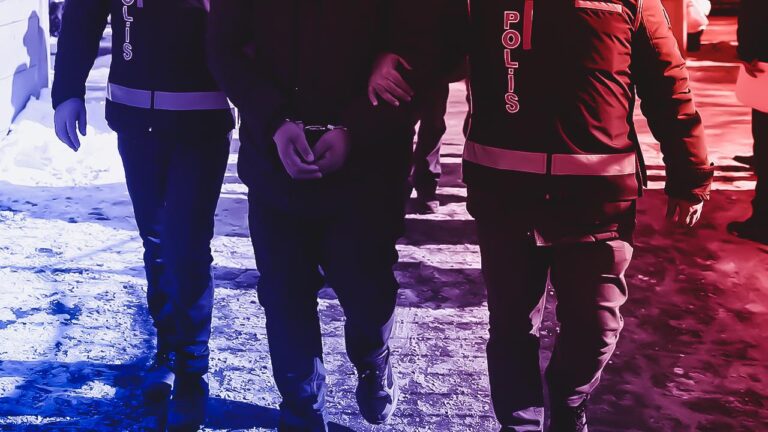 Beren Su'nun hayatını kaybettiği asansör kazasıyla ilgili 3 itfaiyeci tutuklandı