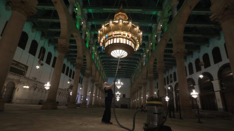 Bakım ve Onarım İşleri Osayyad Camii'nde yapılır